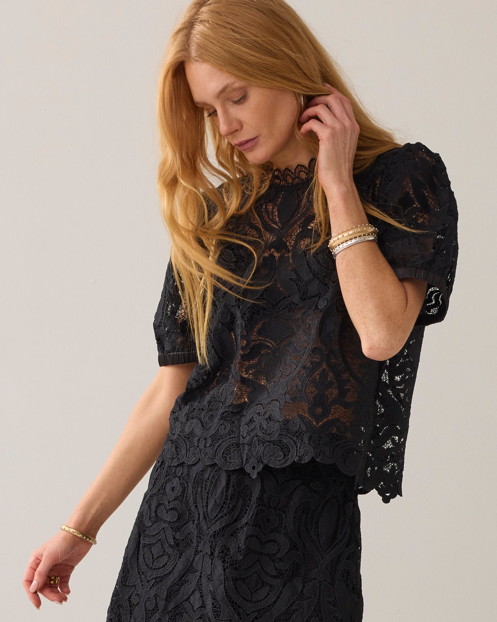 SUMMUM Lace Top, Black