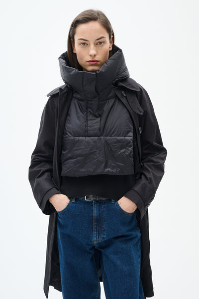 In Wear Lila Hood, Black