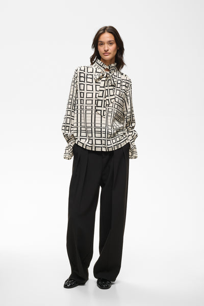 In Wear Gracie Blouse, Squared Tile