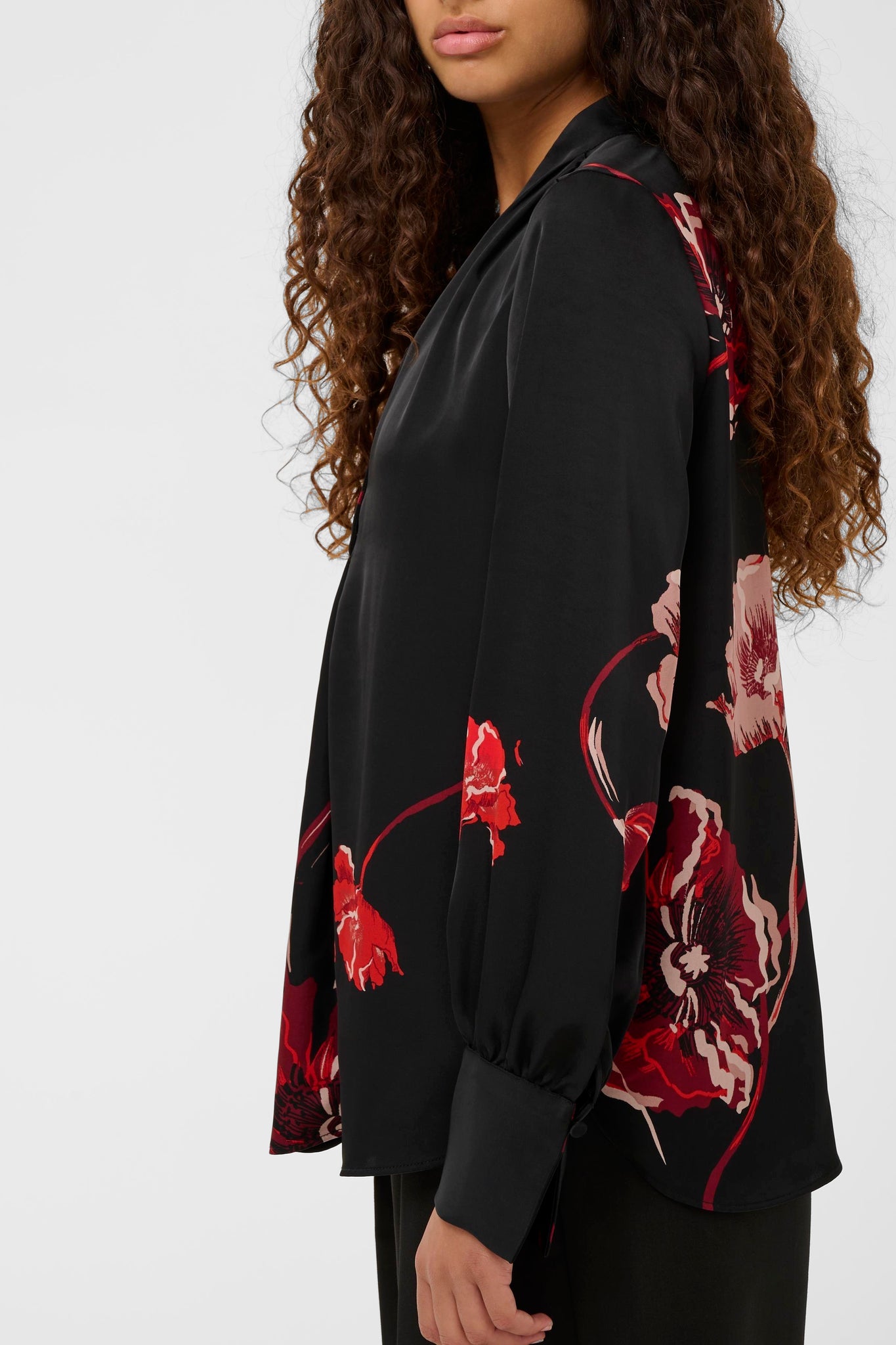 In Wear Dawn Blouse, Black Poppy