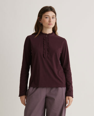 Yerse Ruffles Aubergine T-shirt.