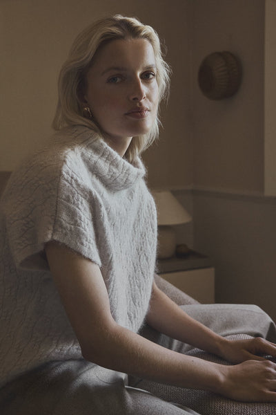 Gustav Coya Cape Knit, Pale Sand