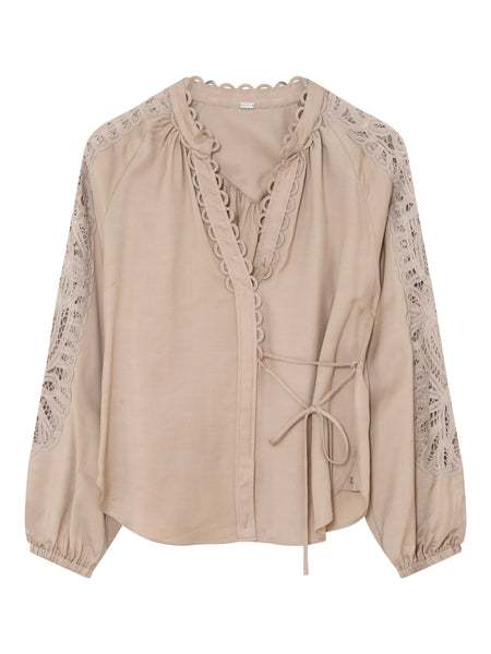 Gustav Phia Blouse, Sandstone
