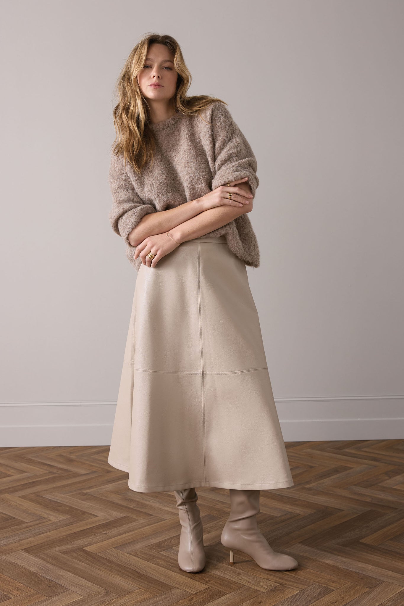 Summum Soft Boucle Knit, Truffle