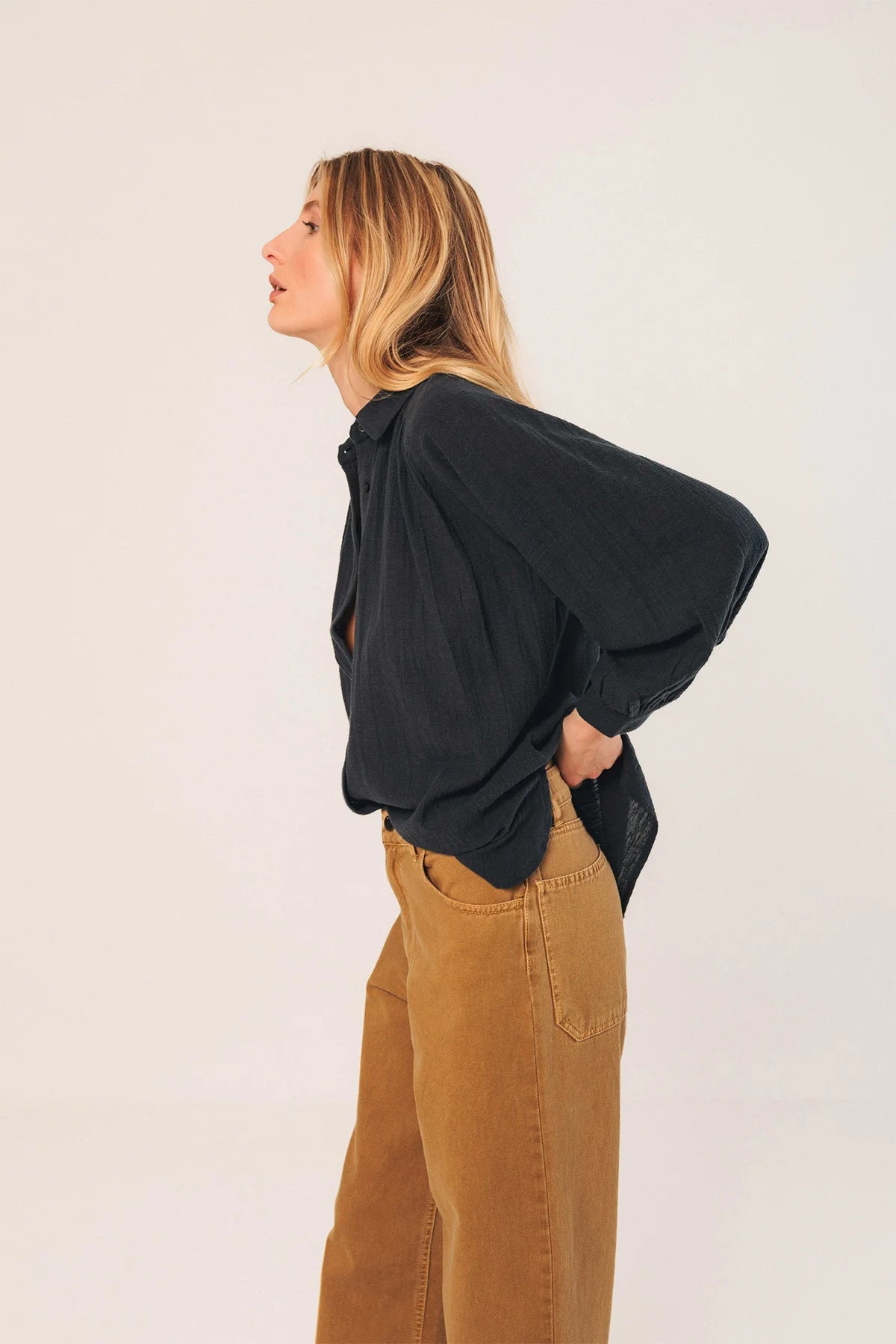 Indi and Cold Shirt, Navy