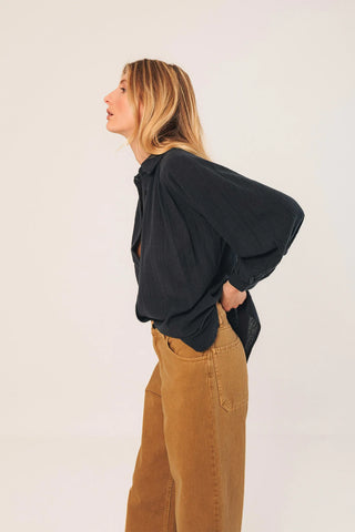 Indi and Cold Shirt, Navy