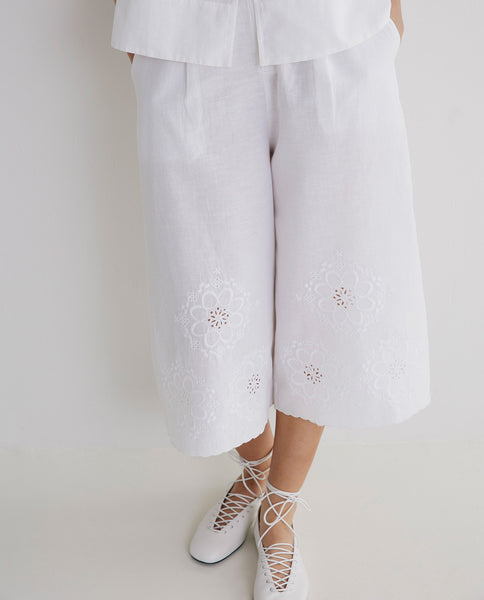 Yerse Linen Blend Bermuda Shorts, White
