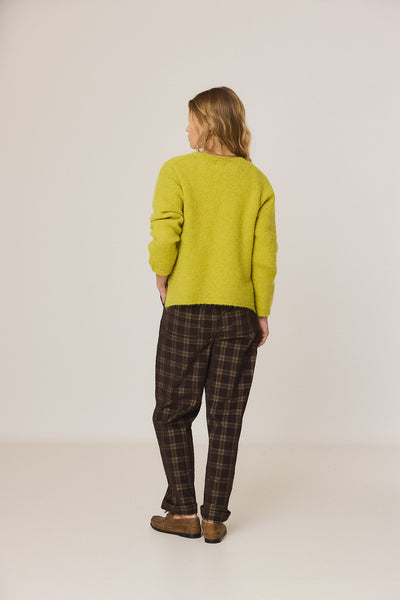 Indi and Cold Knit, Apple