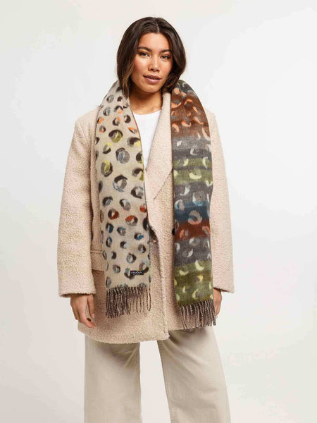 Fraas Double Face Leo Scarf,