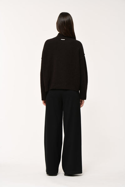 Humility Cielom Knitwear, Chocolate