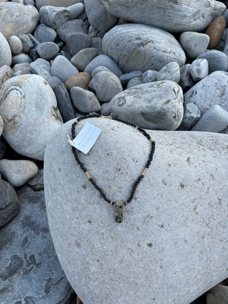 Paperchain Rex Necklace, Black