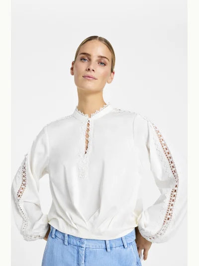 Gustav Lise Blouse, Off White - Flax In Bloom