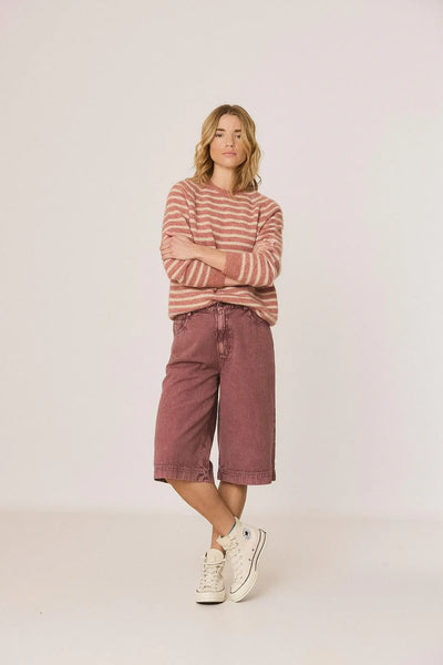 Indi and Cold Stripe Knit, Rosa