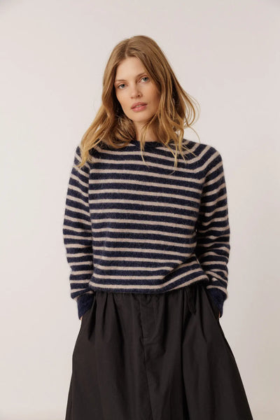 Indi and Cold stripe knit, Marino
